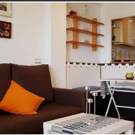 Refined Holiday In Torremolino With Swimming Pool Prázdninový dům *
